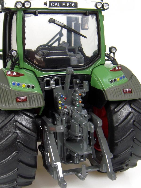 Miniatura trator ferro fendt 516 vario uh4117 escala 1/32